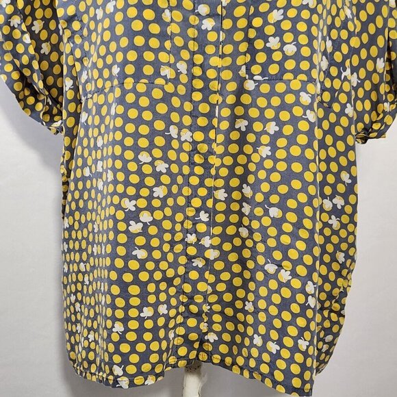 CAbi Women's Size S 100% Silk Yellow Polka Dot Short Sleeve Boxy Button Up Top - Picture 3 of 16